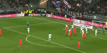 大乌龙！勇士队记：库里是左腿遭遇股四头肌挫伤，而不是右腿