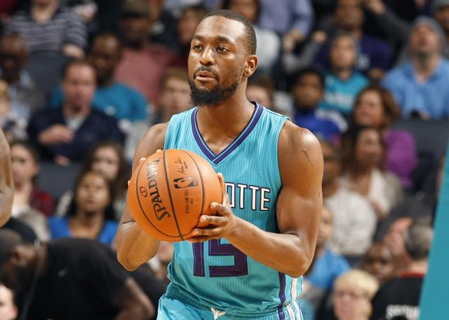 体育本台评论：女超让路中超 凸显足协无奈